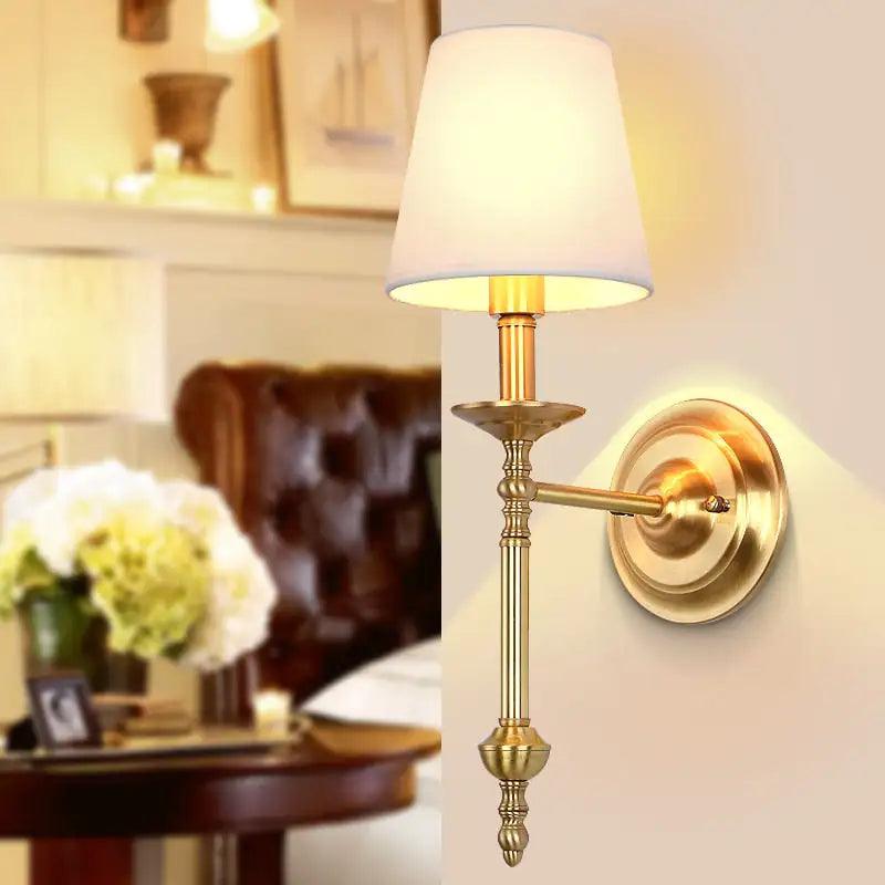 Classic Style Wall Light - Nunis Essentials