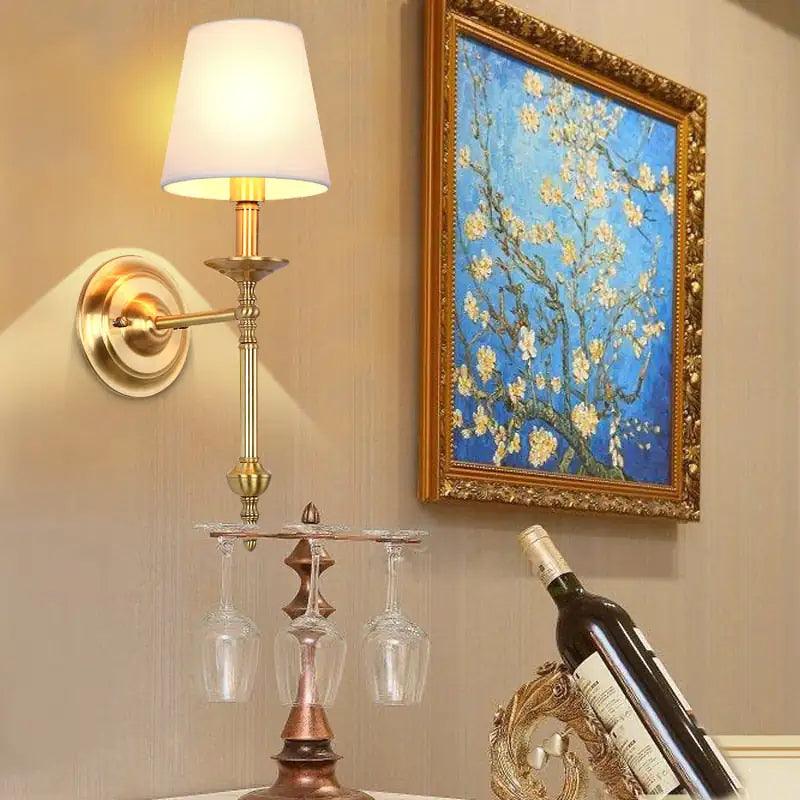 Classic Style Wall Light - Nunis Essentials