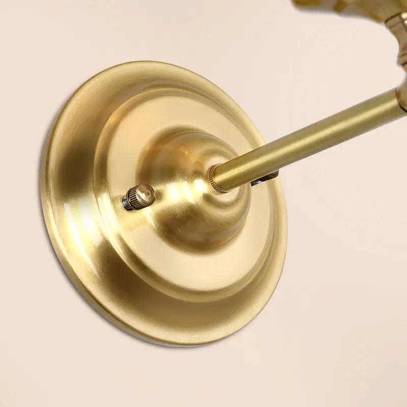 Classic Style Wall Light - Nunis Essentials
