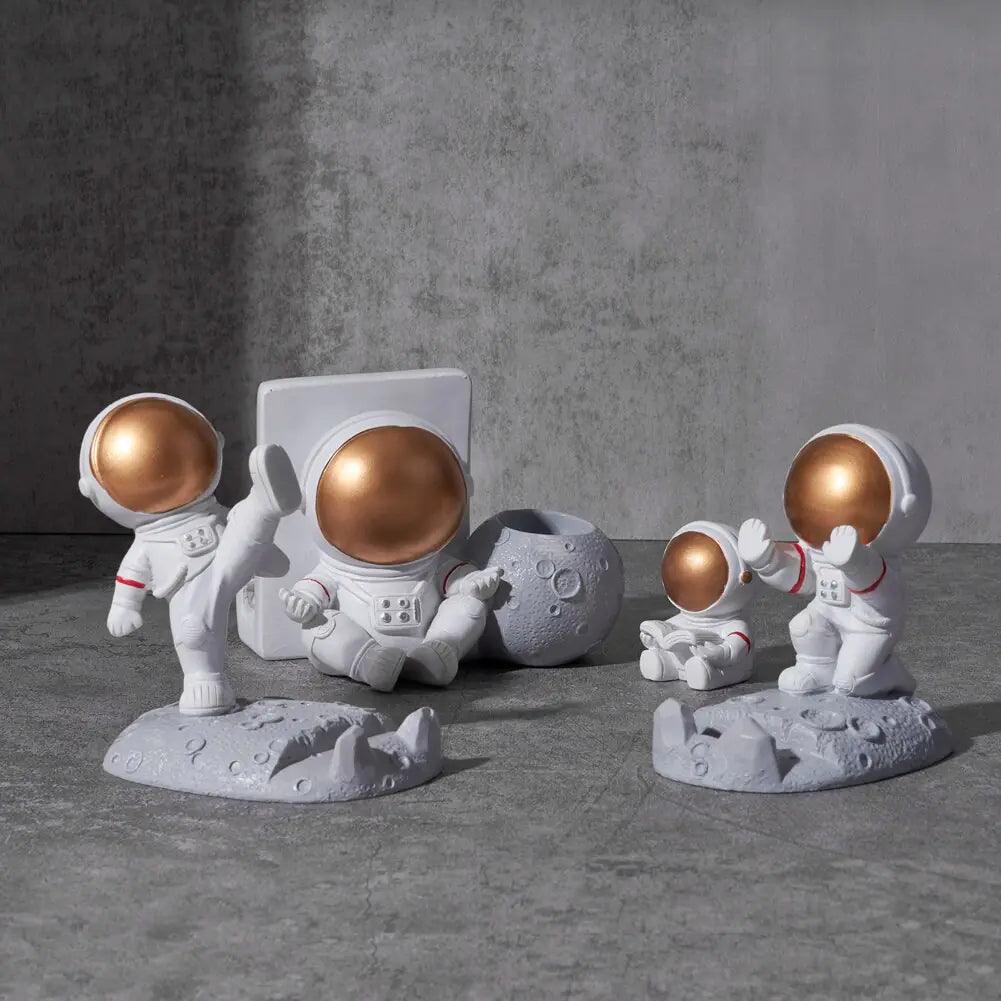 Astronaut Shape Phone Holder - Nunis Essentials