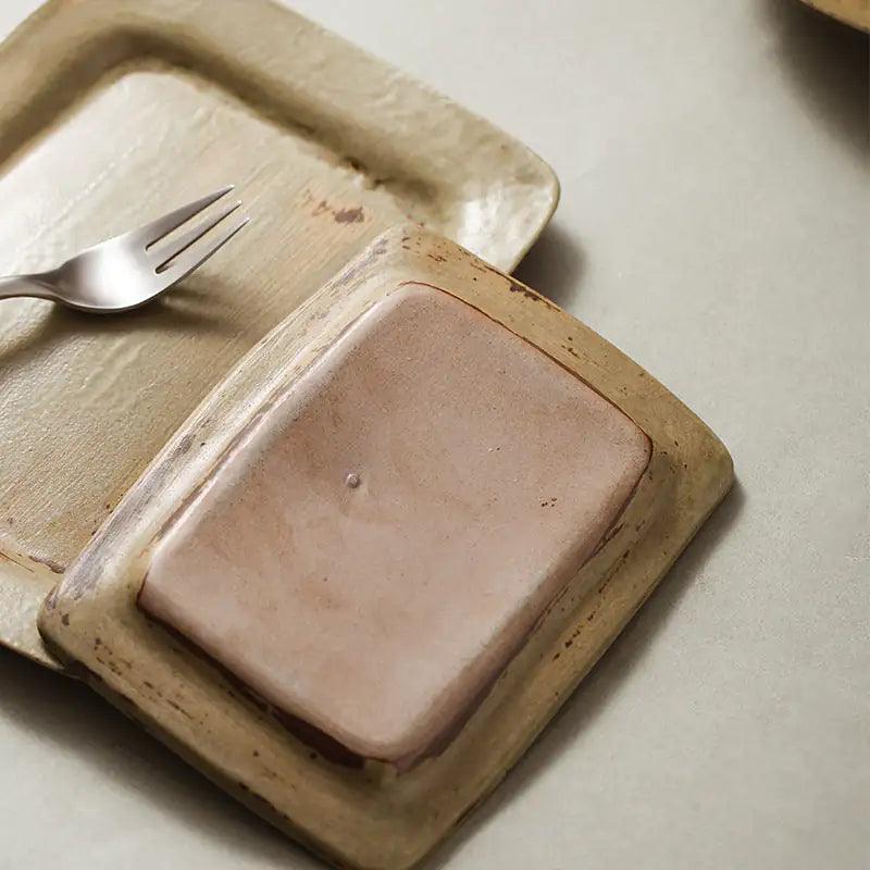 Ceramic Vintage Plates - Nunis Essentials