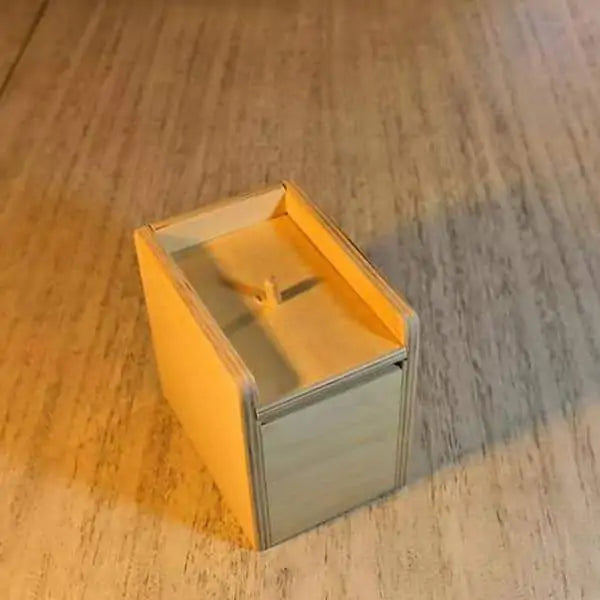 Prank Scare Box - Nunis Essentials